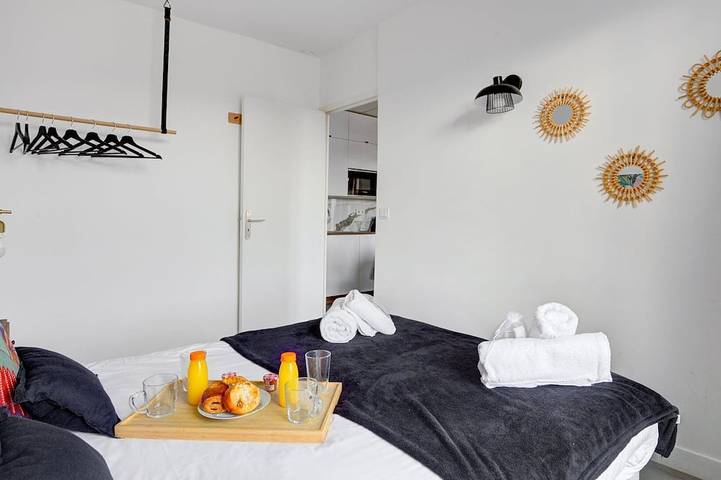 Ganze Wohnung, Tbs 140 - Elegantly decorated apartment in Bagnolet, Seine-Saint-Denis