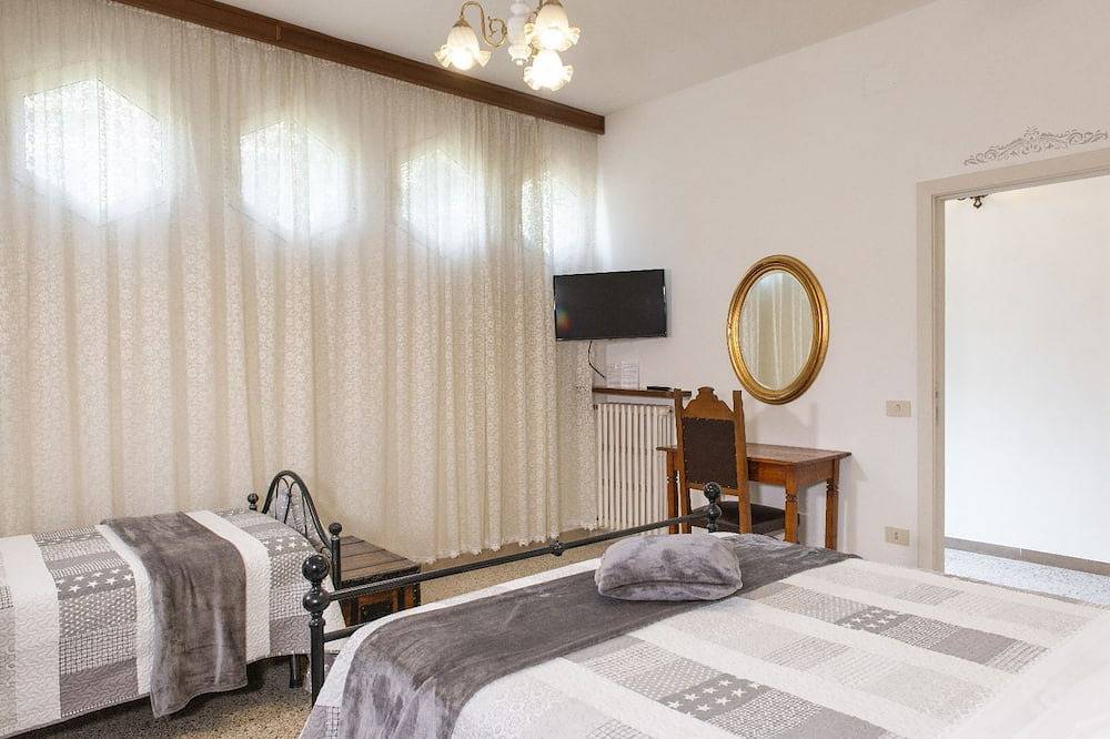 Small villa near the historic center with free parking in Assisi, Perugia Provinz