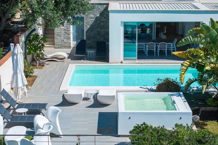 Villa pour 8 personnes avec piscine in Pizzolungo, Erice