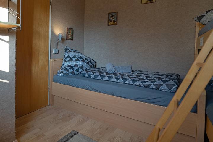 Ferienhaus 'Ferienhaus Vogelnest' mit privater Terrasse, privatem Garten und Wi-Fi in Berumbur, Norden und Umgebung