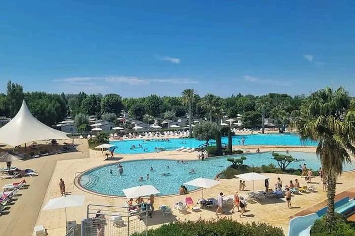 Maison de vacances pour 8 personnes, avec piscine dans Vias Plage