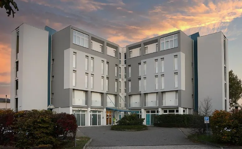 Hôtel pour 5 personnes, avec jardin et piscine, animaux acceptés - 1