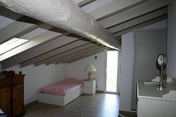 Location de vacances pour 7 personnes, avec jardin ainsi que vue et terrasse dans Plage de la Stagnola - 4