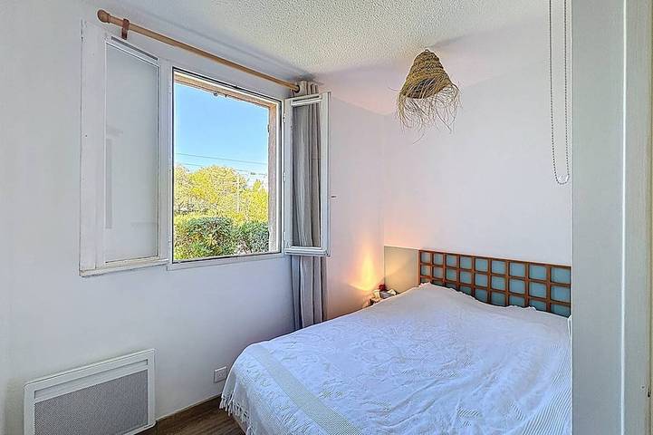 Gîte pour 4 personnes, avec terrasse dans Port Des Lecques Saint Cyr Sur Mer - 2