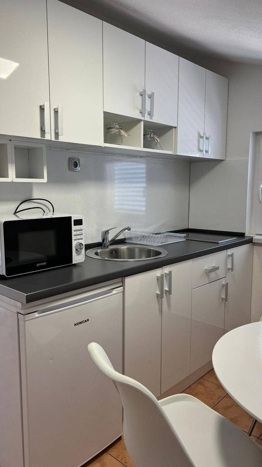 Ganze Ferienwohnung, Wohnung Violett in Okrug Gornji, Ciovo