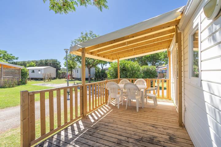 Camping pour 3 personnes, avec Bassin pour enfant sur la Côte Vermeille