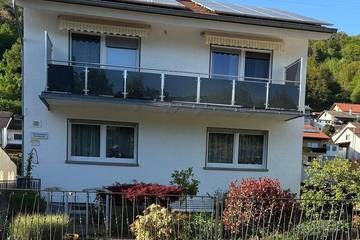 Ferienwohnung für 3 Personen, mit Terrasse in Annweiler