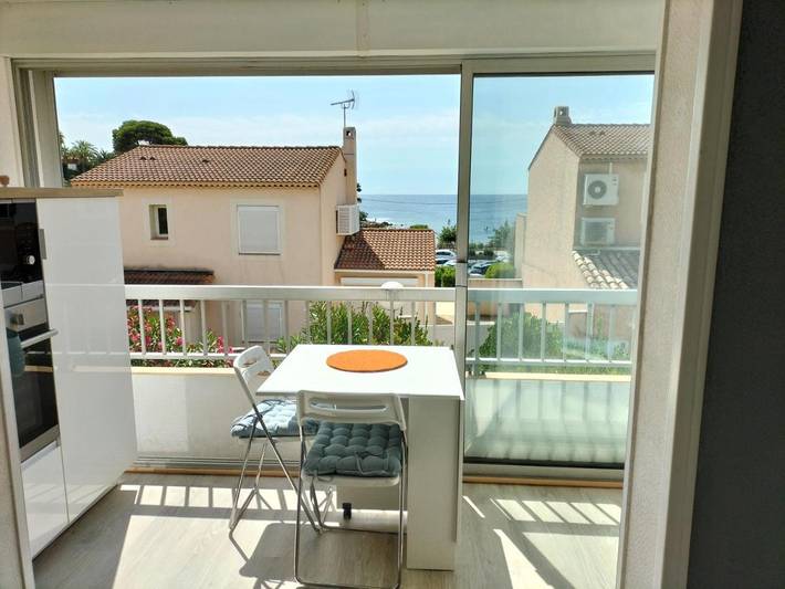 Gîte pour 3 personnes, avec vue dans Calanque de Cap Rousset - 3