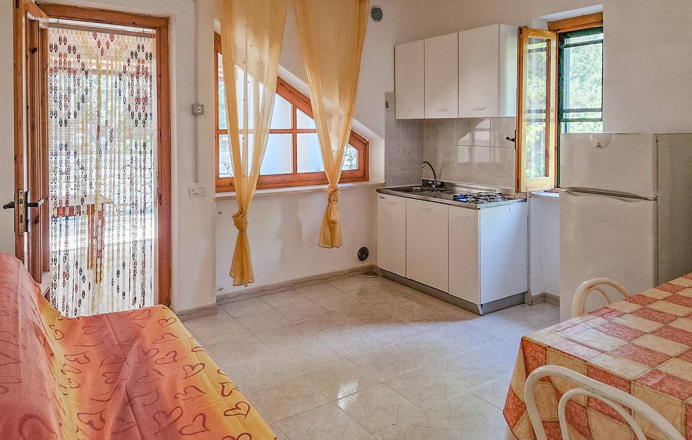 Apartamento de lujo con piscina, parking, AC | Cerca de la playa | 2km in Vieste, Gargano