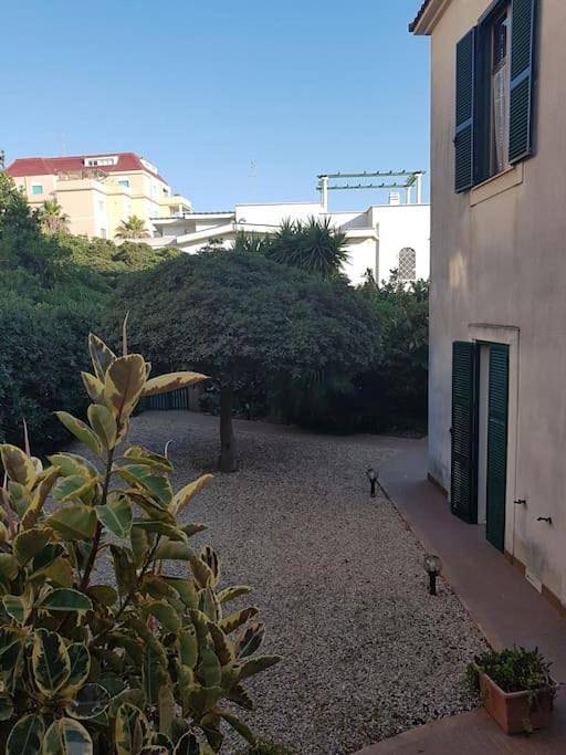 Three-Bedroom House in Grotte di Nerone (Anzio), Anzio