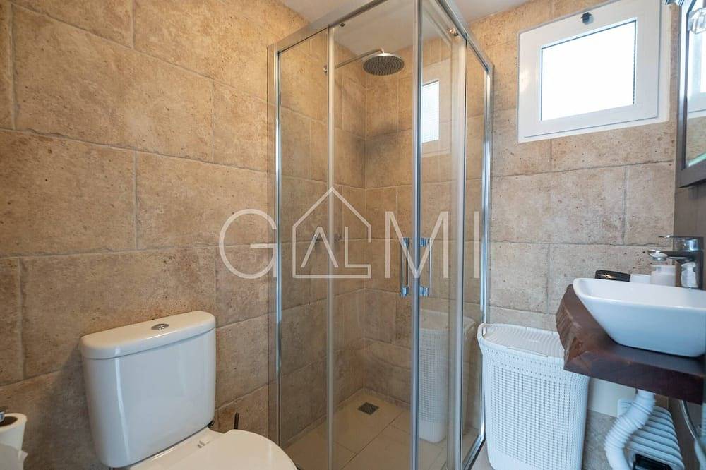 Casa do Maurício by Galmi in Ponta do Pargo, Madeira