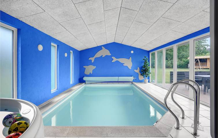 Ferienhaus für 8 Personen, mit Sauna und Pool sowie Terrasse und Whirlpool, mit Haustier in Egsmark Strand - 4