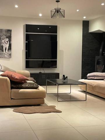 Location de vacances pour 6 personnes, avec jacuzzi et jardin à Montferrat