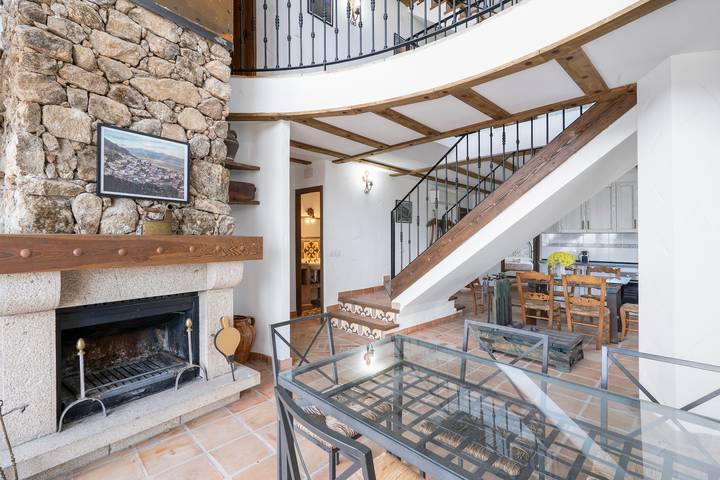 Casa Spa Neubau 2026: Beheizter Pool & Blick auf die Sierra de Gredos in Pedro Bernardo, Valle del Tiétar