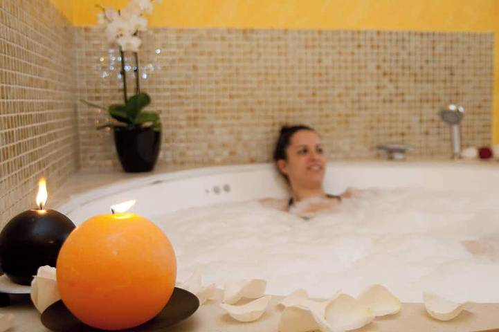 Casa de vacaciones para 9 personas, con jacuzzi y balcón - 1