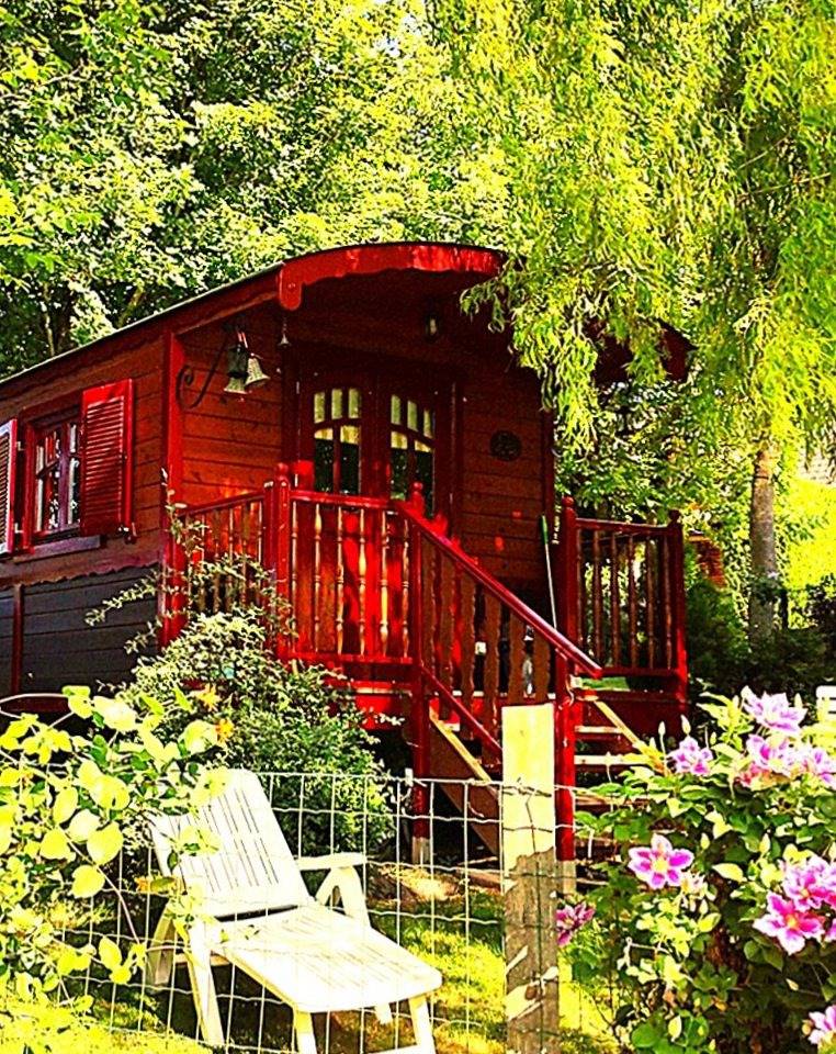 La Gypsy Caravan de Rivière a 8 km d'Arras in Rivière, Région d'Arras