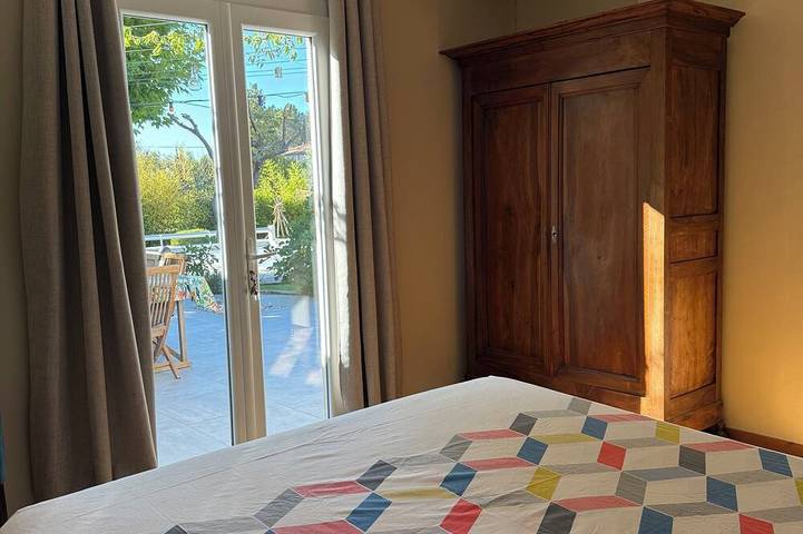 Location de vacances pour 6 personnes, avec jardin à Rognac - 4