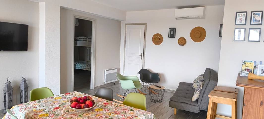 Location de vacances pour 6 personnes, avec piscine ainsi que jardin et terrasse, adapté aux familles à Le Rouret - 3