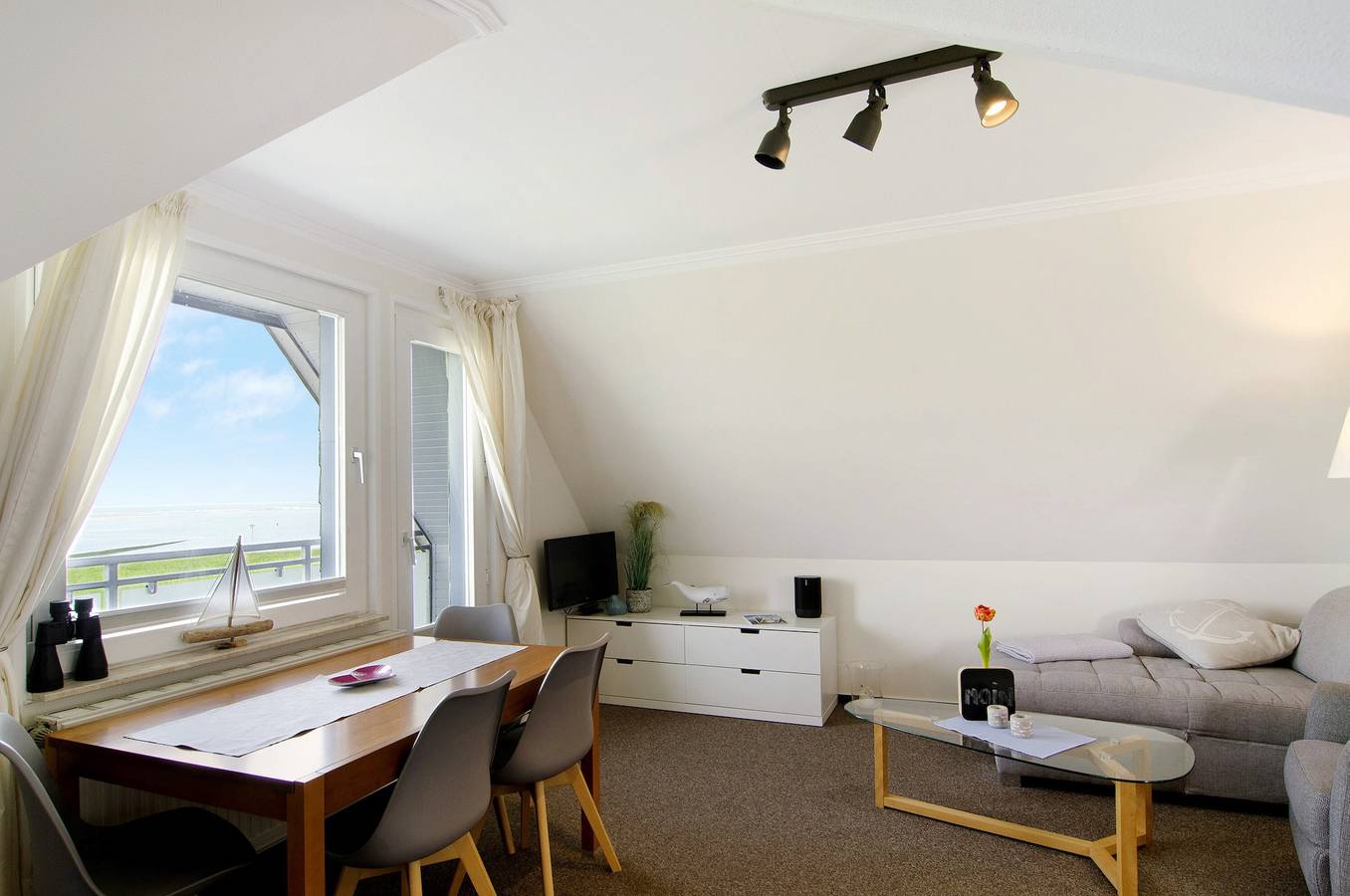 Ganze Wohnung, Ferienwohnung 'Strandhus Uiterst-hörn Utkiek' mit Balkon und Wlan in Baltrum