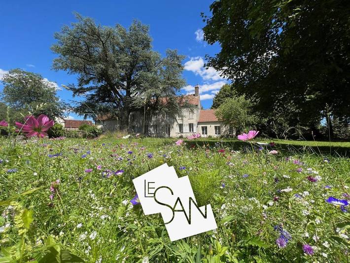 Chambre d’hôte pour 2 personnes, avec vue ainsi que jardin et piscine à Beauchery-Saint-Martin