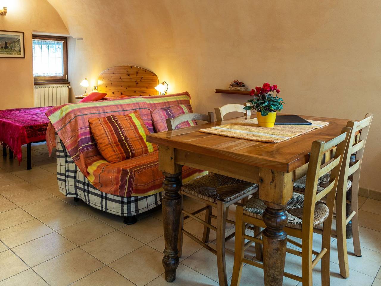 Ganze Wohnung, Wohnung in Riva Di Solto mit Kleinem Garten in Riva di Solto, Gemeinde Riva di Solto