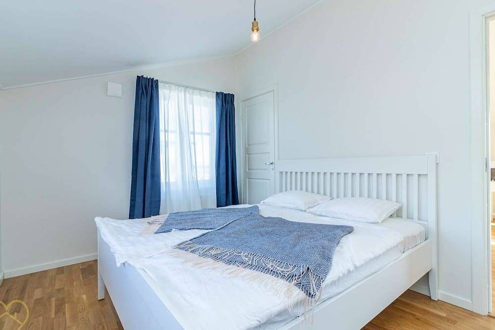 Neue See-Villa 135qm am Vänernsee mit idyllischem Hafenflair + Naturschutzgebiet in Mellerud, Vänern