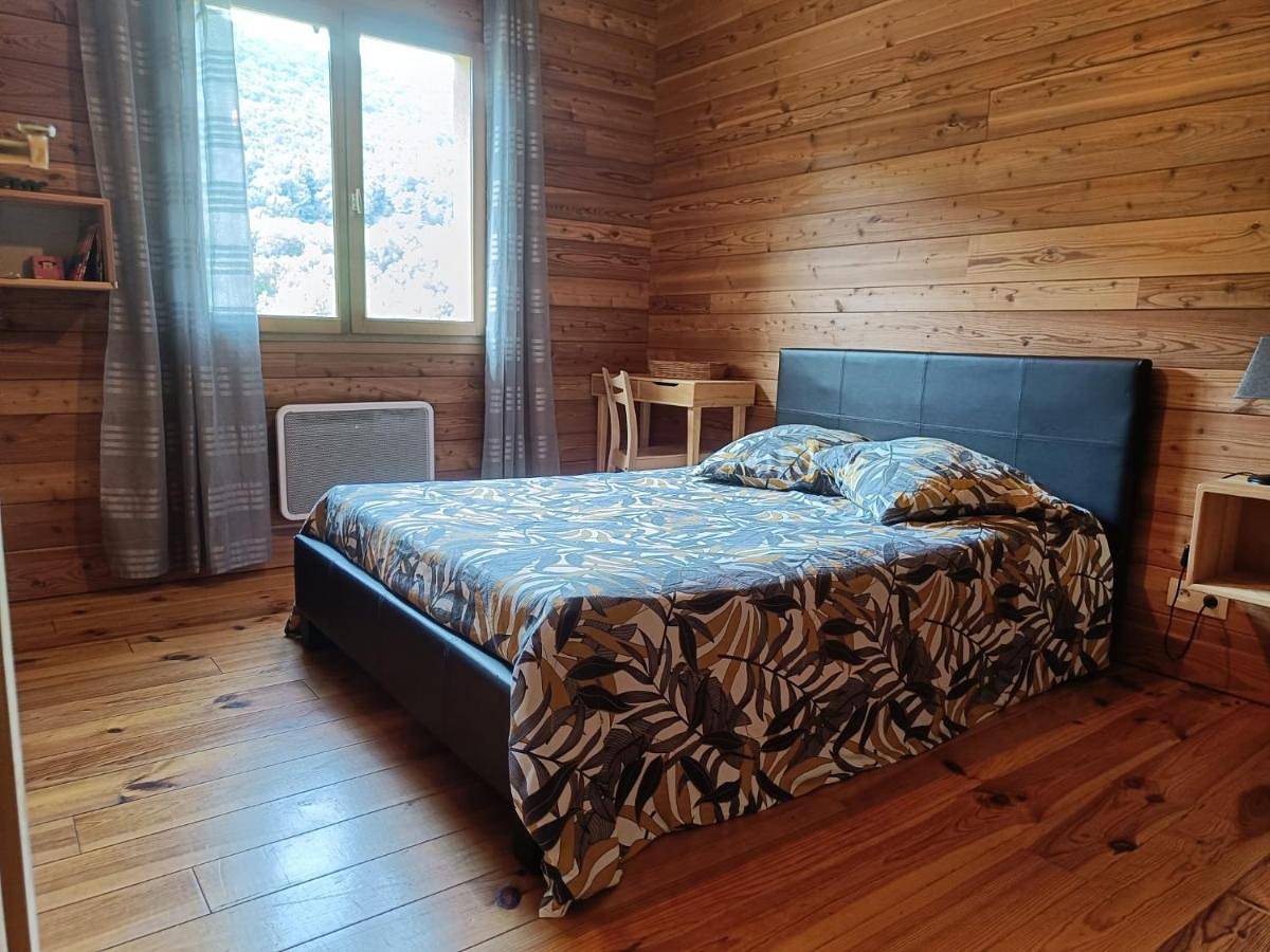 Maison chaleureuse en Ariège in Roquefort-les-Cascades, Ariège