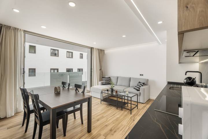 Appartement entier, Appartement de vacances 'Seba Deluxe Home' avec vue sur la mer, Wi-Fi et climatisation in Puerto Santiago, Santiago del Teide