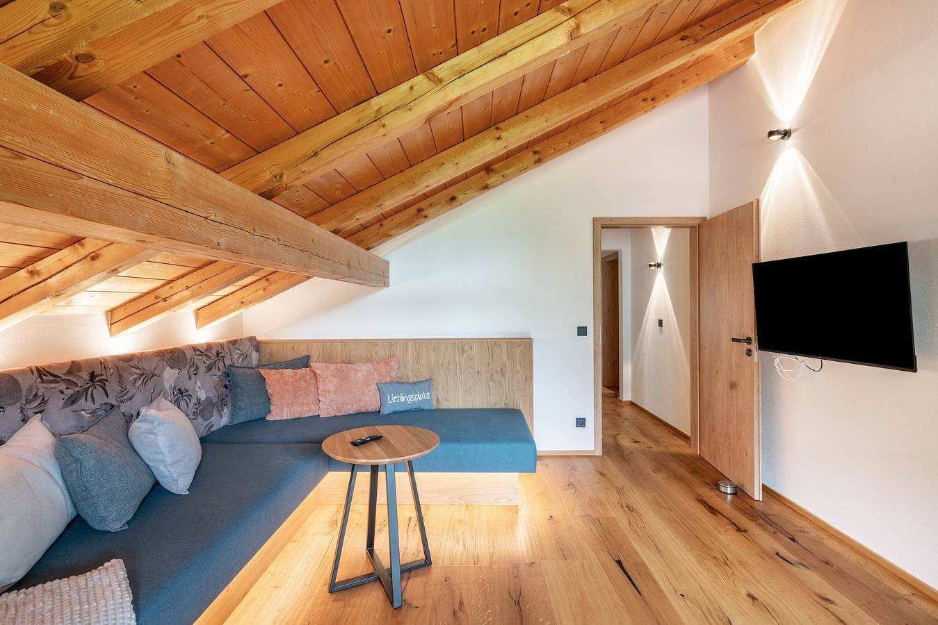 Entire apartment, Apartment 'Falkenstein' with Mountain View, Balcony and Wi-Fi in Inzell, Bavarian Alps