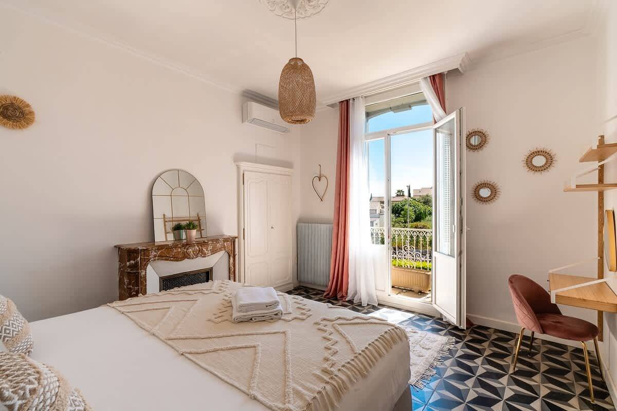 Chambre d’hôte pour 2 personnes avec piscine in Magalas, Côte méditerranéenne (France)