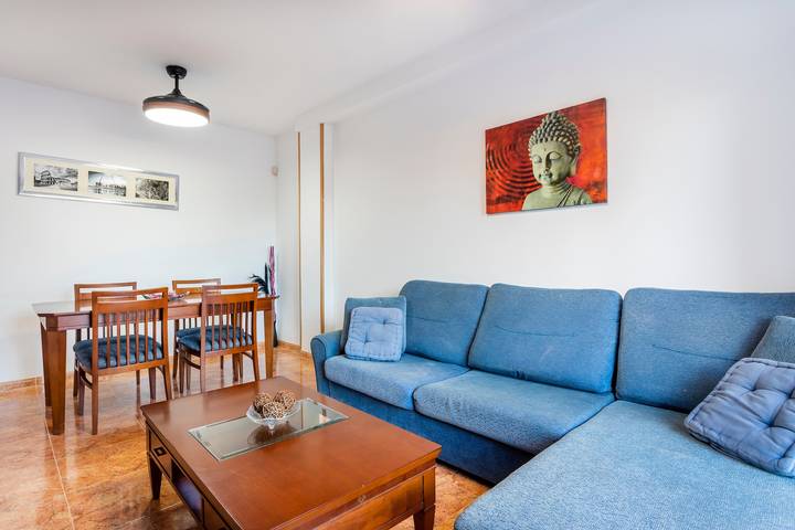 Ganze Wohnung, Apartment „Balcón Del Mar“ mit Gemeinschaftspool und privater Terrasse in Sagunto, Costa de Valencia