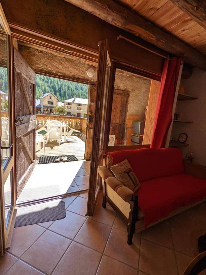 Gîte pour 4 personnes, avec vue et terrasse à Villar-d'Arêne - 4