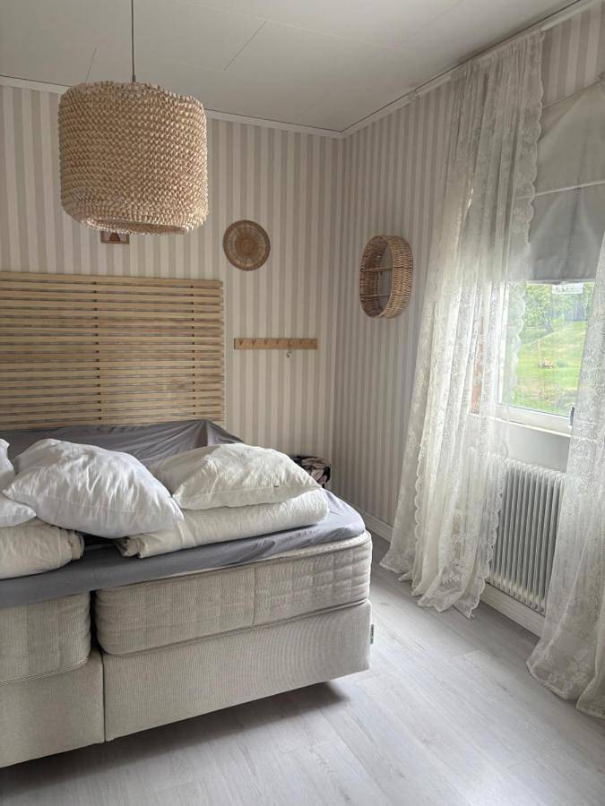 Ferienhaus für 8 Personen, mit Balkon und Terrasse sowie Garten