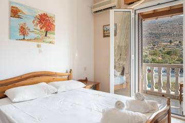 Gîte pour 2 personnes, avec balcon dans Kalymnos