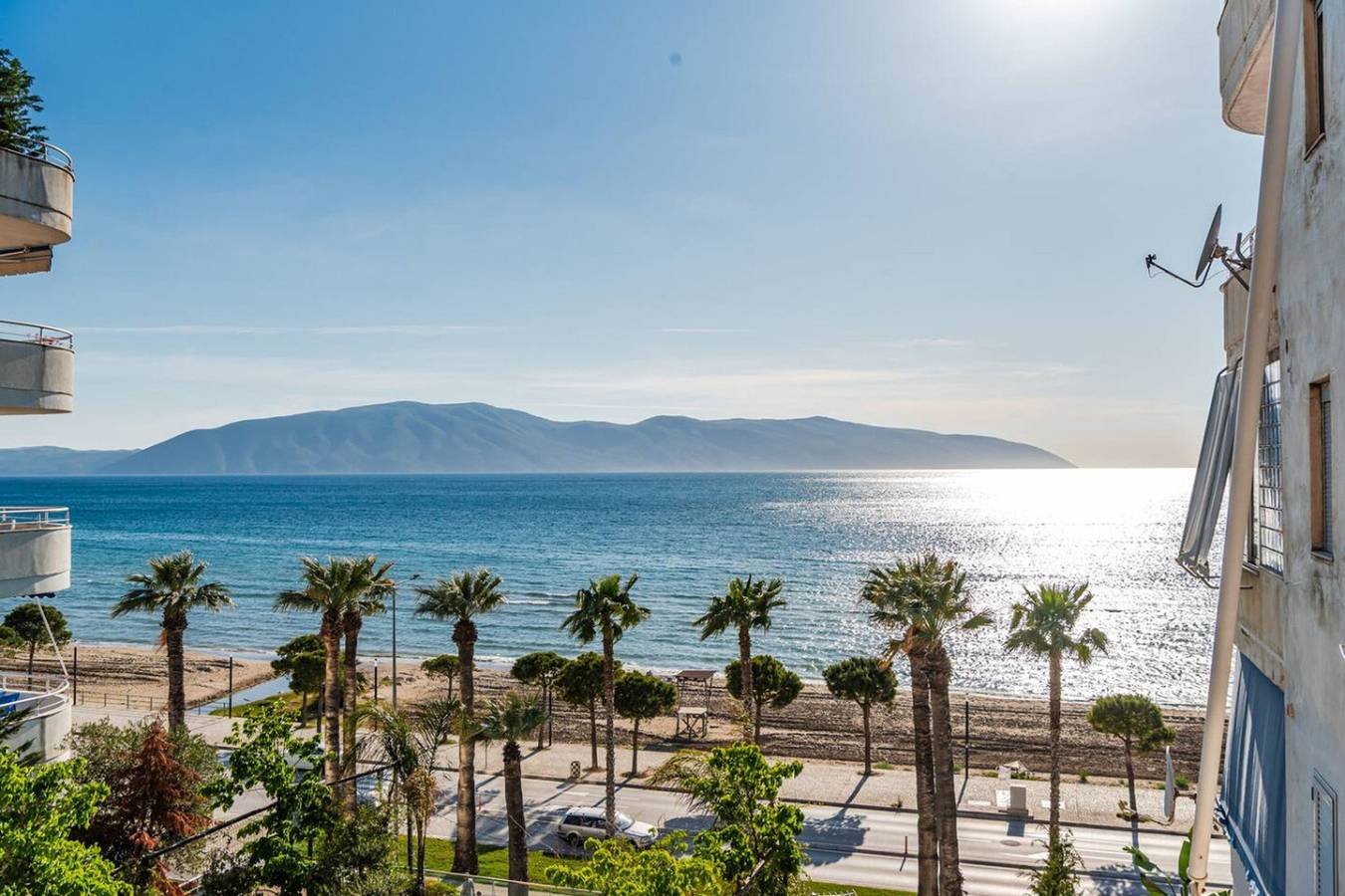 Apartamento entero, Stylish Apartment in Lungomare with Sea View in Vlorë