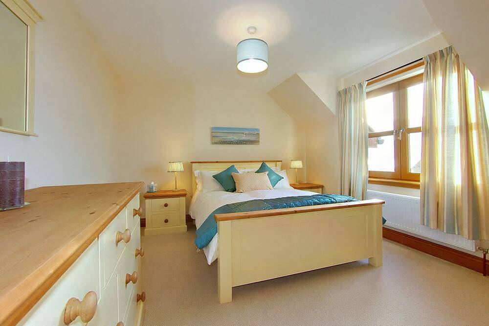Inchlonaig House - sleeps 10 guests  in 5 bedrooms in Dumfries und Galloway