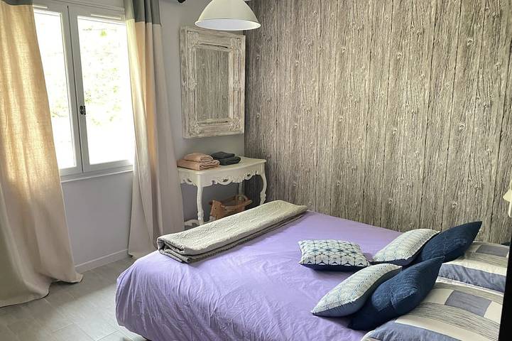 Location de vacances pour 8 personnes, avec jardin et jacuzzi à La Baume-de-Transit - 3