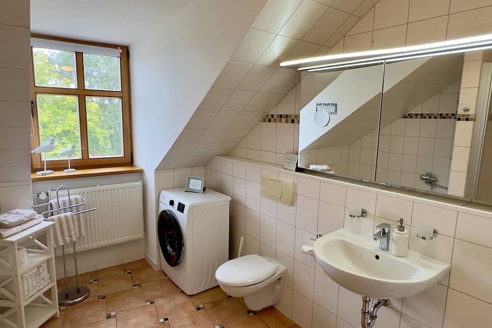 Ganze Wohnung, Wunderschöner Gulfhof: 60qm Apartment Groot Stuuv für 3 Pers, Terrasse im Garten in Altharlingersiel, Neuharlingersiel