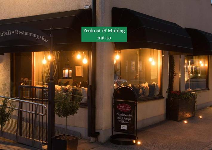 Hotel für 2 Personen, mit Ausblick und Terrasse in Mariestad