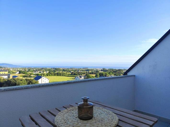 Ferienwohnung für 4 Personen, mit Ausblick und Pool sowie Garten - 1