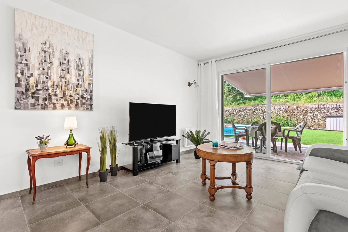 Villa 'Les Coteaux Du Soleil' with Private Pool, Wi-Fi and Air Conditioning in Carcès, Brignoles region