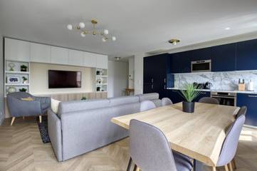 Gîte pour 6 personnes, avec balcon dans Gare Du Val D Europe