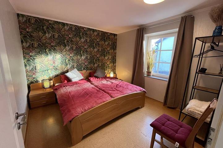 Appartement entier, Appartement de vacances élégant sur 2 étages avec vue sur le château in Sarrebourg (Allemagne), Arrondissement de Trèves-Sarrebourg