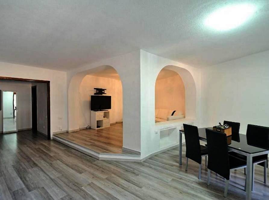 Apartamento entero, Apartment in Little Venice in Port Saplaya, Costa de Valencia