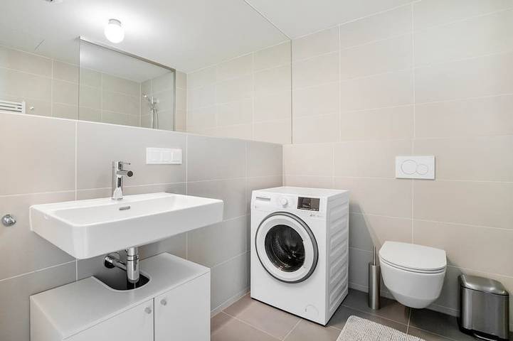 Ganze Wohnung, Pleasant Donaustadt 1Br w/ Playground & Gym, nr School, by Blueground in Wien, Donau Niederösterreich