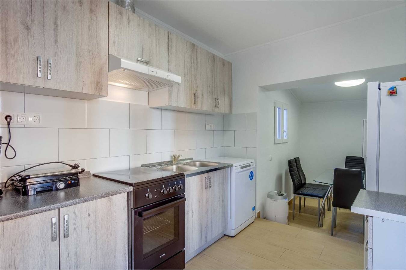 Entire apartment, Spacious 3-Bedroom apartment for 6 in Veli Losinj, Kvarn Islands