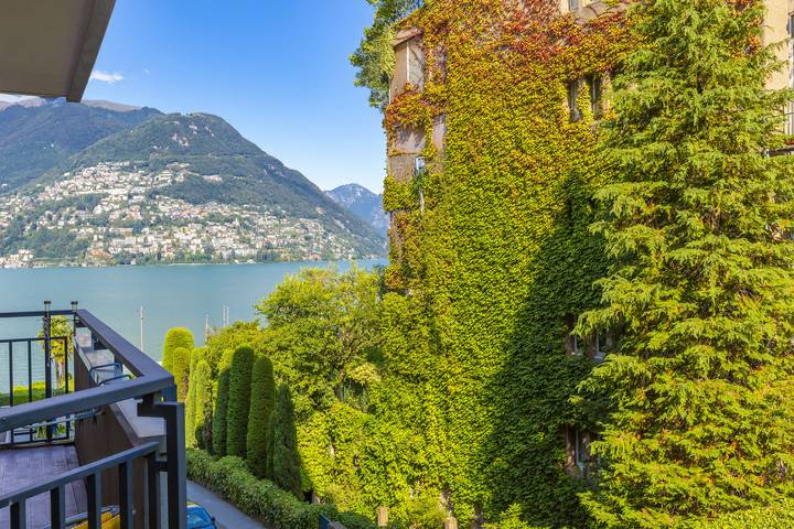 Ferienwohnung für 4 Personen, mit Seeblick und Balkon, kinderfreundlich in Paradiso