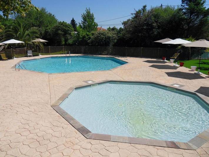 Tente pour 2 personnes, avec Bassin pour enfant
