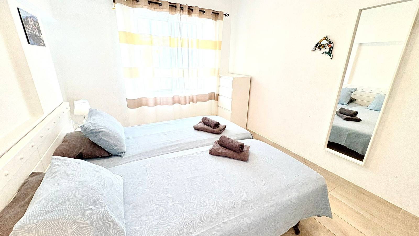 Casa vacanze 'Panorama I' con piscina in comune, terrazza privata e Wi-Fi in Playa Puerto Colon, Adeje