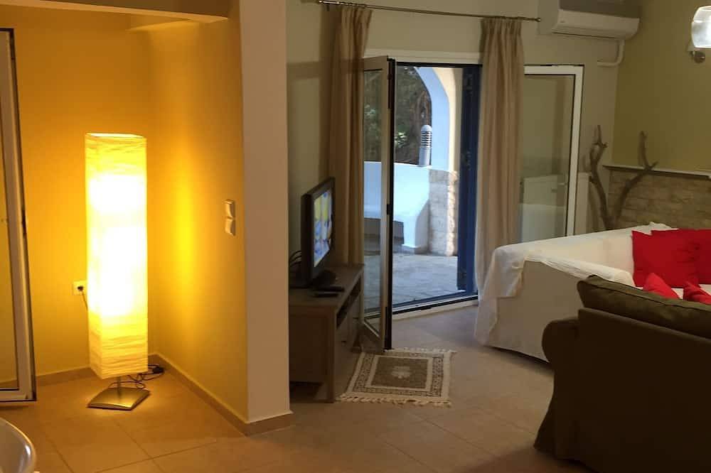 Villa for 8 personer in Sporaderne